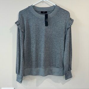 🔥Tahari Gray Knit Sweater🔥